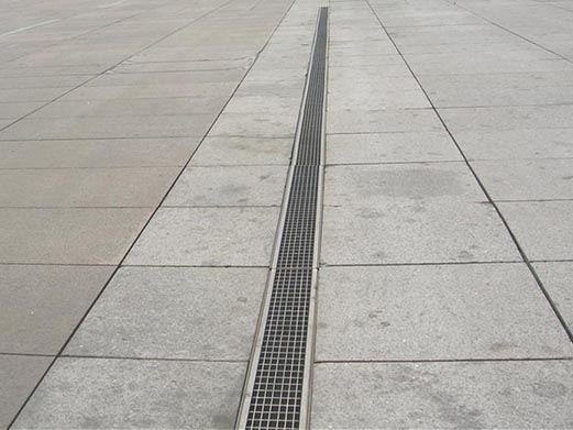 格柵網(wǎng)狀蓋板安裝效果